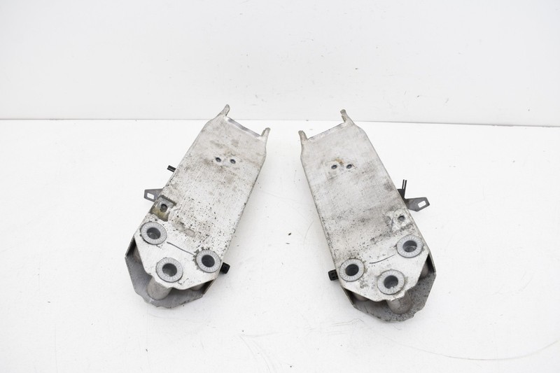 2011 BMW 750i F01 Front Left Right Reinforcement Crash Bar Bracket Pair OEM KW71
