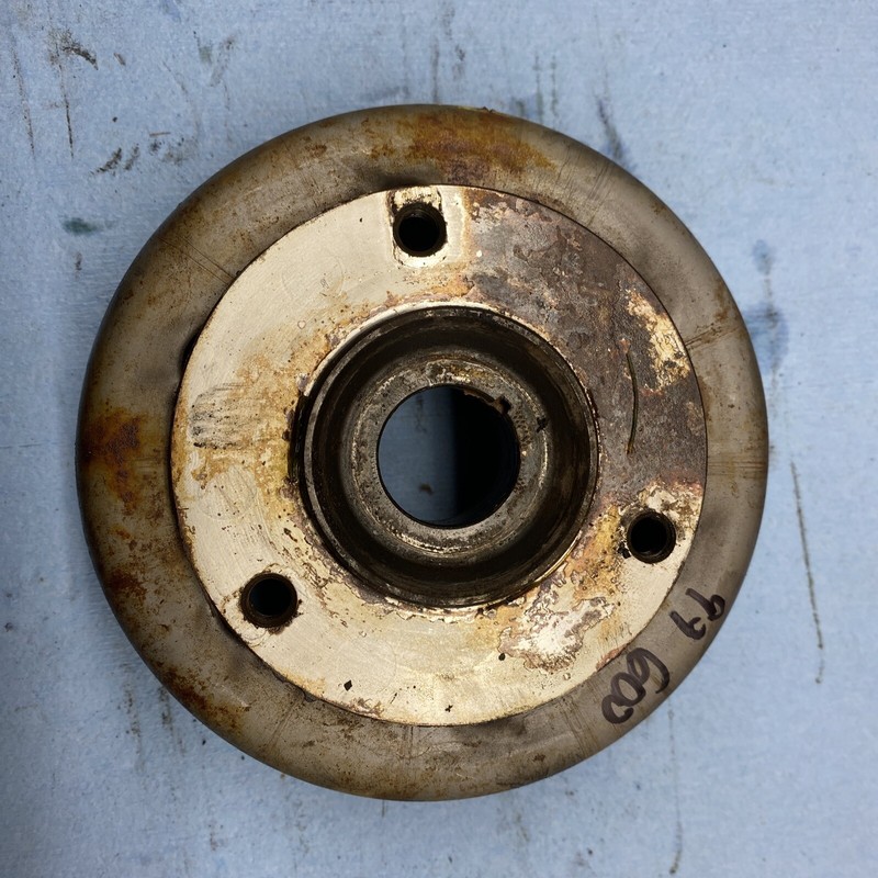 99 1999 SKI-DOO MXZ SUMMIT 600 593 ￼Motor Flywheel