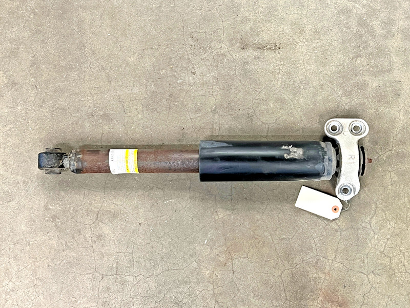 ⭐2014-2019 CADILLAC CTS AWD REAR RIGHT PASS STRUT SHOCK ABSORBER OEM LOT2583