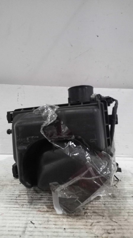 2017 Nissan Sentra Air Cleaner Assembly OEM 1.8L Grey 101k Miles NJ25-21344
