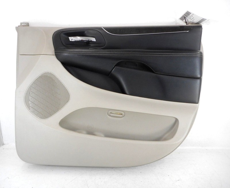 Chrysler Town & Country Front Interior Door Panel Passenger Right OEM 2011