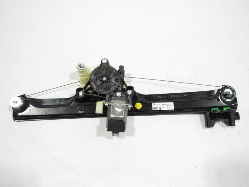 Porsche Panamera 4 2017 Front Right Door Window Regulator w/ Motor 17-23 |:O