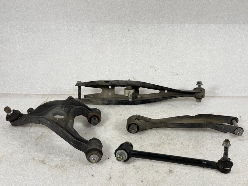 22-23 SUBARU WRX PASSENGER RIGHT REAR CONTROL ARM SET OF 4 OEM