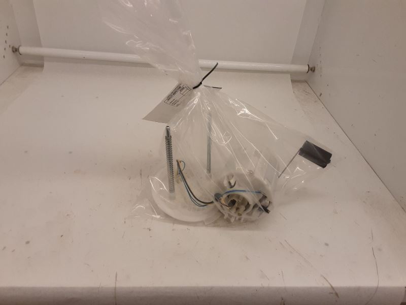 Passenger Fuel Pump Assembly 3.6L Fits 17-20 CHALLENGER 2750732