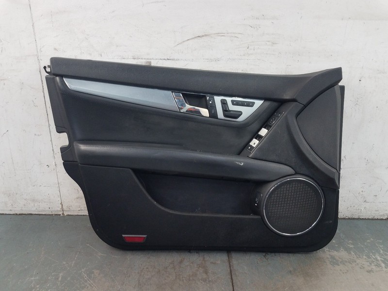 2009 Mercedes AMG C 63 Left Front Driver Door Panel #72909 X5