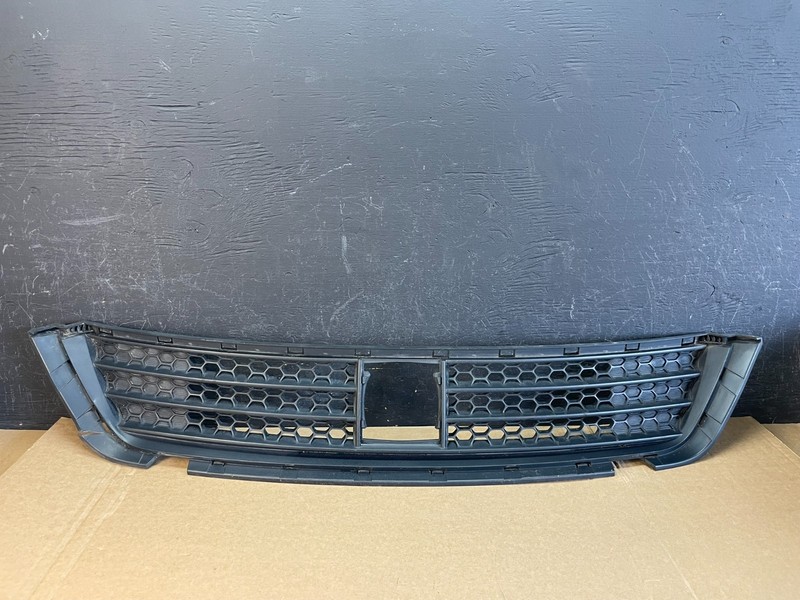 2014 2015 Jeep Grand Cherokee Front Lower Grill GrilleOEM AC9936 DG