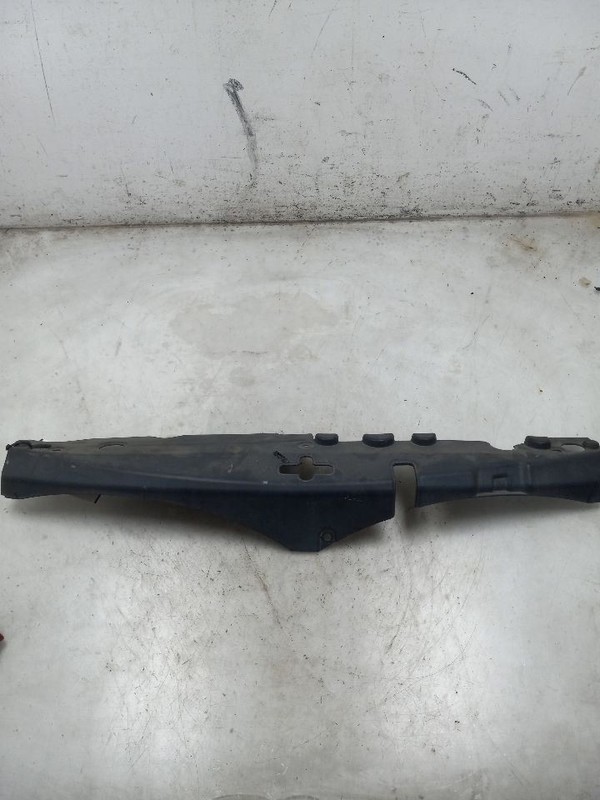 05 LEXUS RX330 UPPER RADIATOR COVER SUPPORT