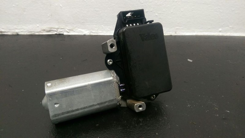 03-09 Chevrolet Trailblazer Rear Liftgate Tailgate Wiper Motor OEM 25805561
