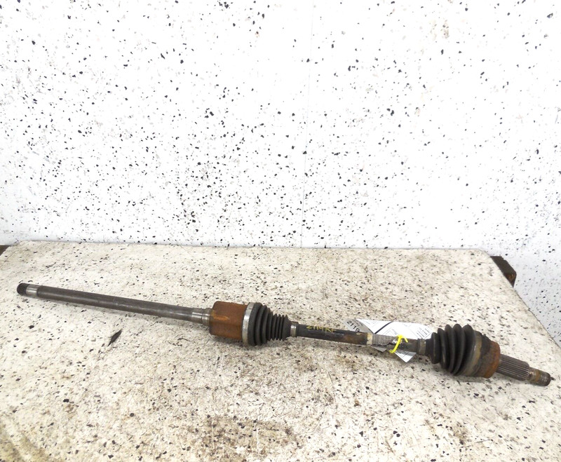 2017-2019 Jaguar XE Front CV Axle Shaft Passenger Right RH OEM