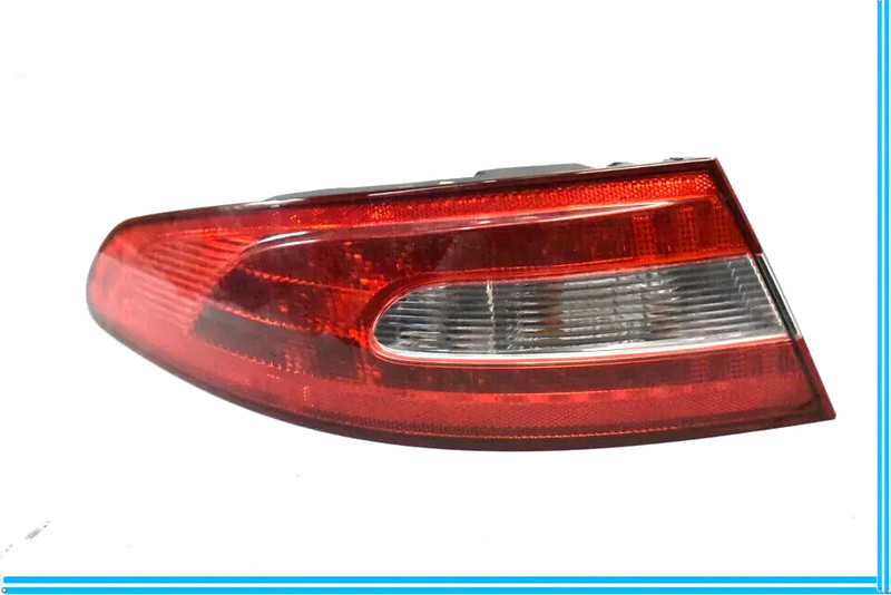 09-11 Jaguar X250 XF XFR Rear Left Driver Side Tail Light Taillight Lamp OEM