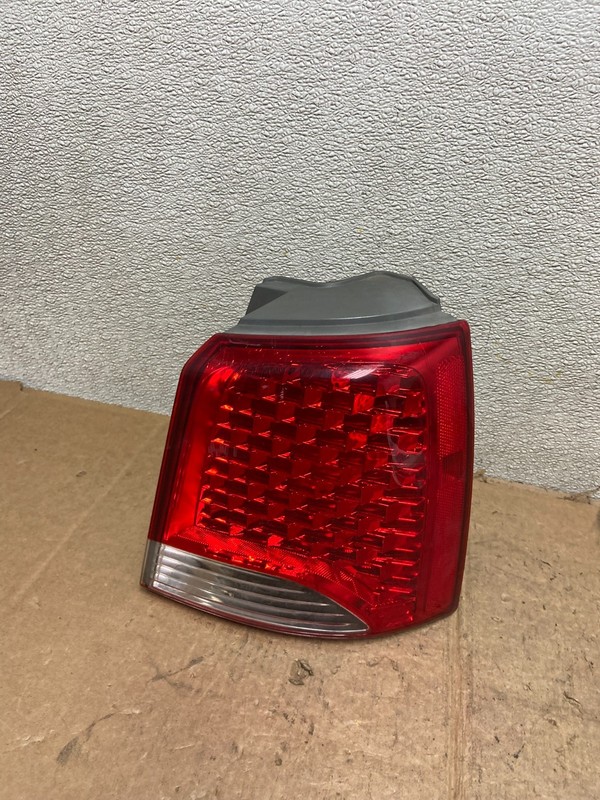 2010 2011 2012 Kia Sorento Right Passenger RH Side Tail Light Oem AA3994 DW