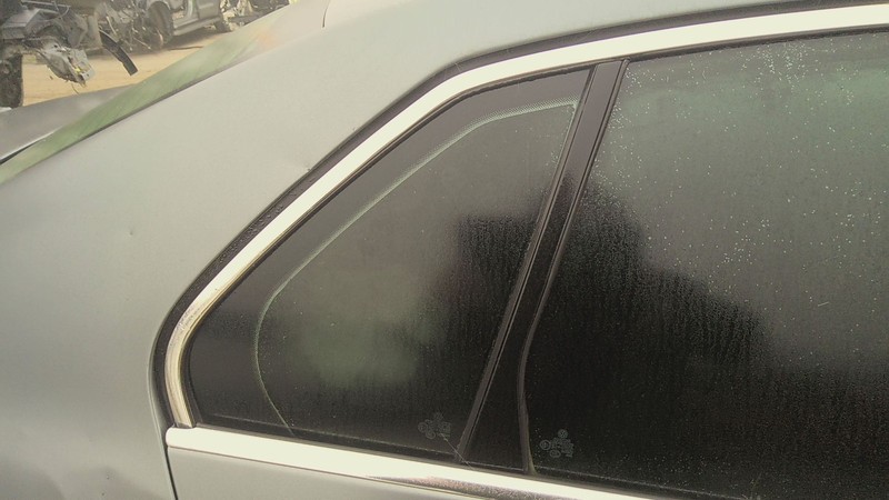 Rear Vent Glass/window JETTA GLI Right 05 06 07 08 09 10