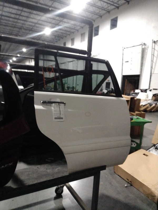 2006 Toyota Highlander Rear Right Door White OEM Used 438941 235K Miles