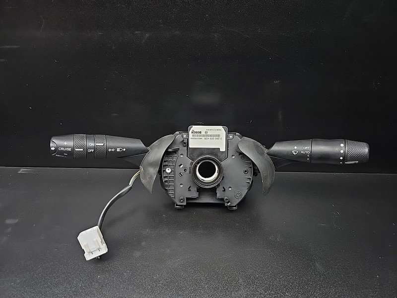 03-19 Maserati GranTurismo GranCabrio M145 Steering Column Switch 281701 OEM