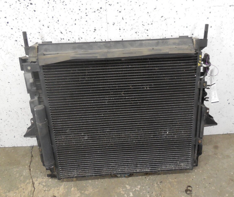 2010 2011 2012 2013 Range Rover Sport 5.0L Rear Main Radiator Condenser OEM