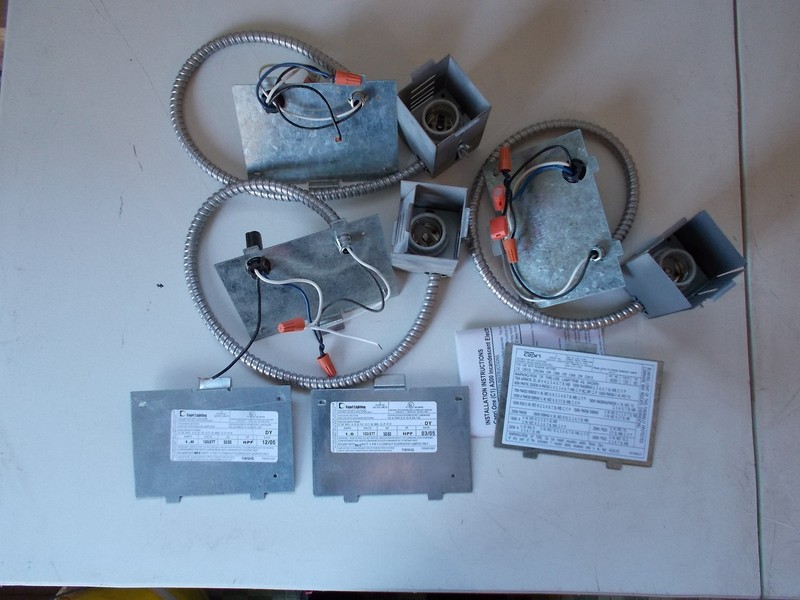 Philips Capri Lighting Systems, Lot of 3 Light Fixtures *FREE SHIPPING*