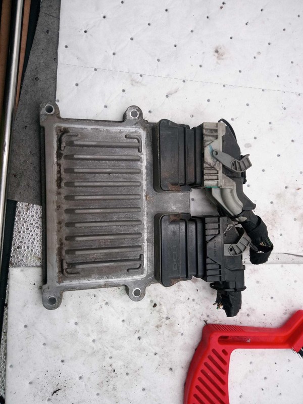 2009 Hyundai Sonata 3.3L Engine Control Module ECM OEM 391103C715 160K Miles