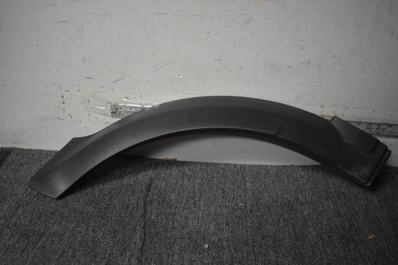 LAND ROVER L494 FENDER MOLDING RIGHT SIDE FACTORY OEM