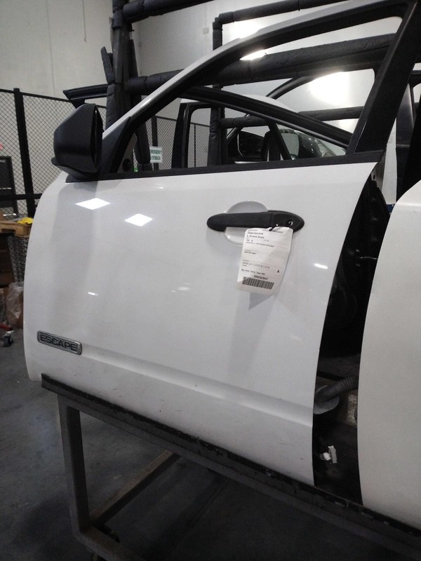 2008 Ford Escape Left Front Door White Used Good Condition 72000 Miles