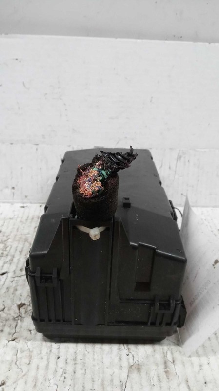 2017 Acura MDX Fuse Box OEM 32100TZ6A12 32100TZ6A13 113K Miles Silver
