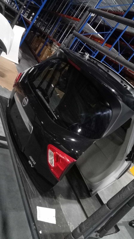 Used Deck Lid fits: 2019 Nissan Pathfinder 3.5L manual lift Grade A