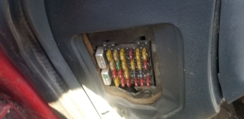 S10BLAZER 1997 Fuse Box, Cabin 106868