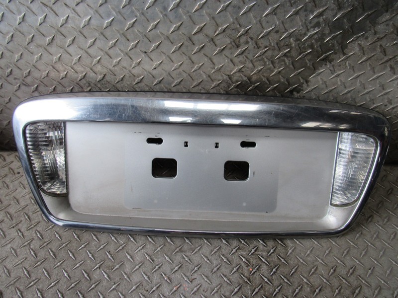 2005 KIA AMANTI TRUNK LICENSE PLATE BEZEL TRIM 3.5L 6CYL