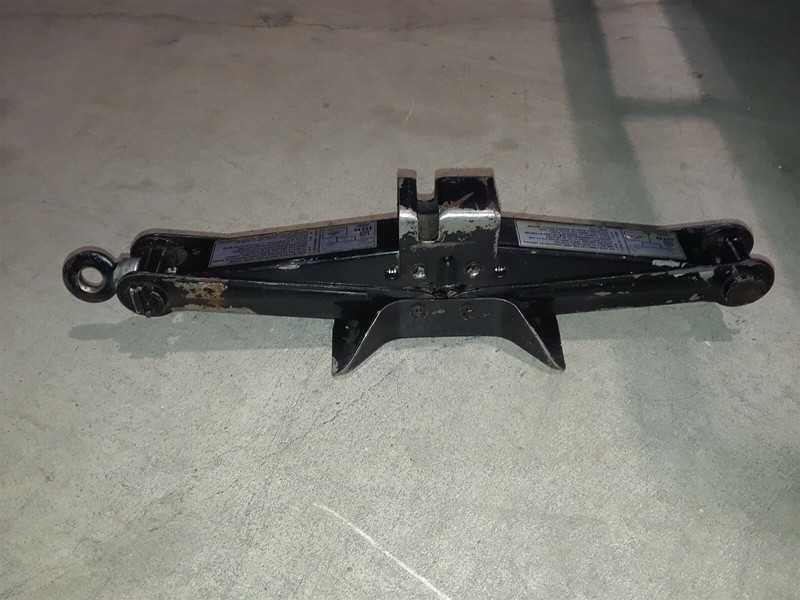 99-05 Miata Mx-5 Spare Tire Jack Aa6492