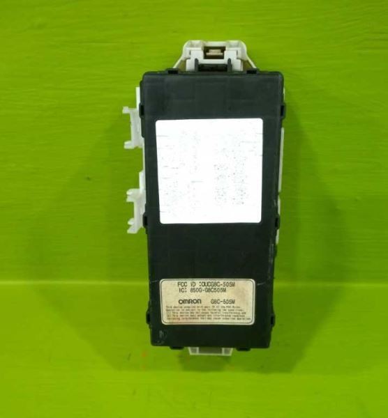 08 09 GALANT 2.4L CABIN FUSE RELAY BOX OEM 3733-11