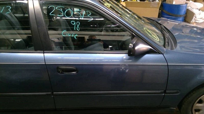 Passenger Right Front Door Sedan Manual Fits 96-00 CIVIC 1711775