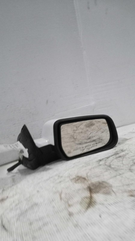 Used Right Door Mirror fits: 2011 Chevrolet Equinox Power paint to match opt DL8