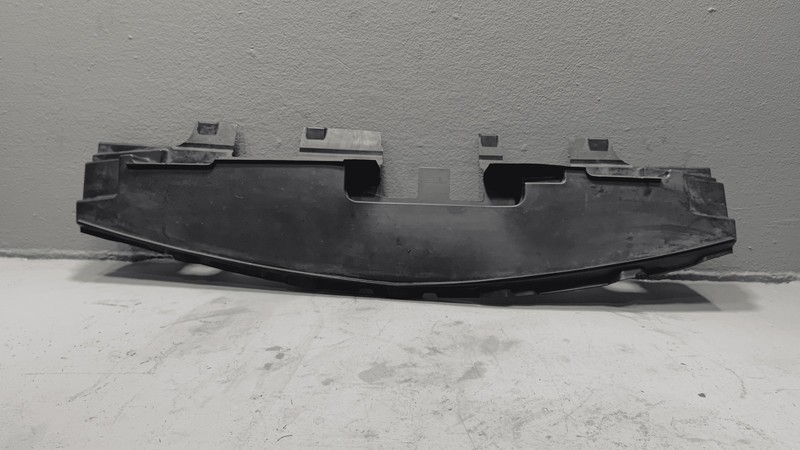 2017 - 2020 ACURA MDX 3.5L FRONT BUMPER AIR GUIDE PLATE BRACKET OEM
