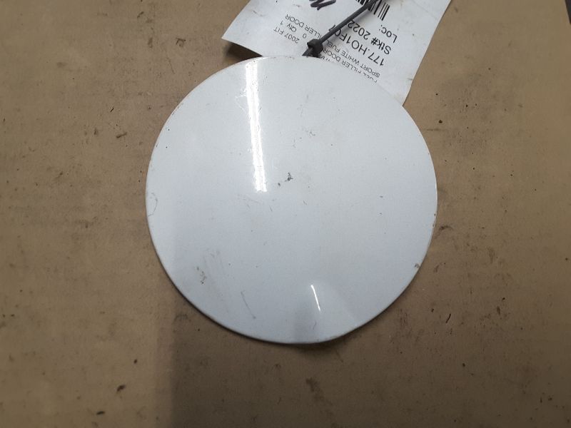 2007 FIT Fuel Filler Door 72914