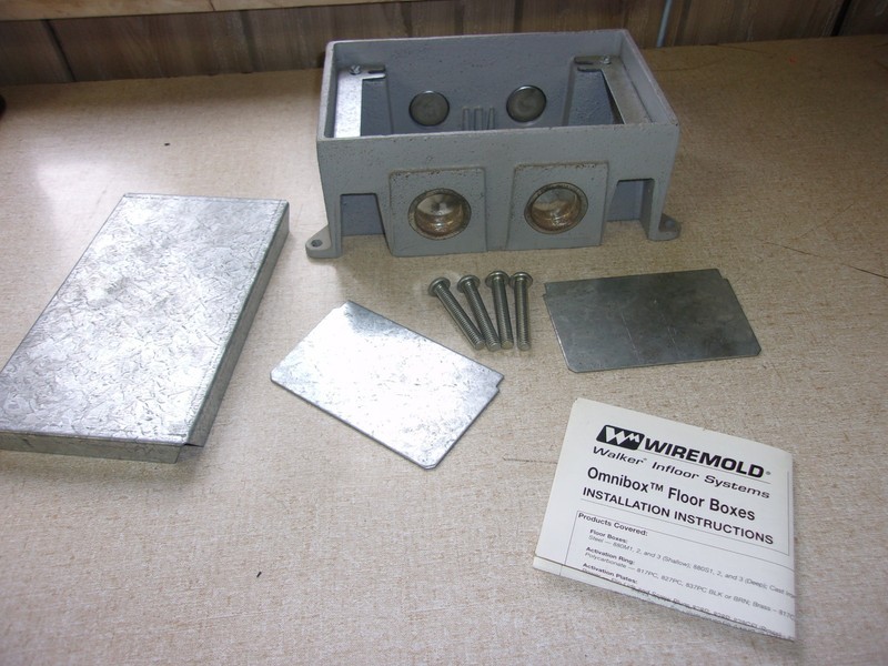 NEW Wiremold Walker Omnibox Floor Box 84498X 94 GU IN 1540 ML *FREE SHIPPING*