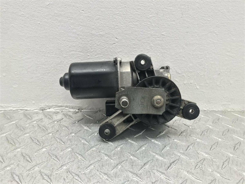 92-99 CHEVROLET SUBURBAN C1500 C2500 WINDSHIELD WIPER MOTOR OEM 620-00743B