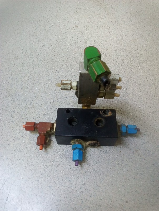 Fabco-Air 1800 DP-4 Directional Control Valve
