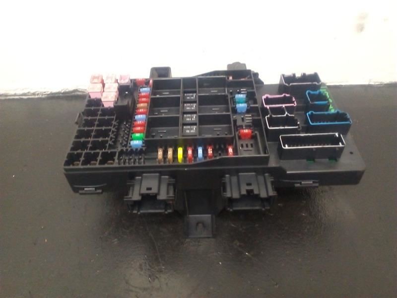 05-06 Lincoln Navigator Cabin Fuse Box Relay Junction OEM 5L1T-14A067-BC