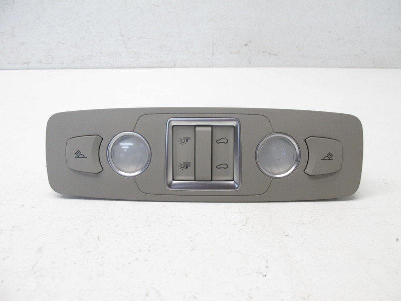 10-15 AUDI 4L Q7 OVER HEAD LIGHT CONSOLE MAP LAMP DOME REAR OEM 013024