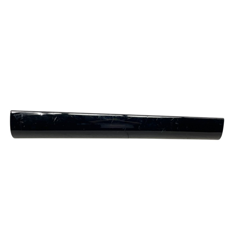 2022-2025 Land Range Rover L460 front right door trim molding OEM M8E2-21064-A