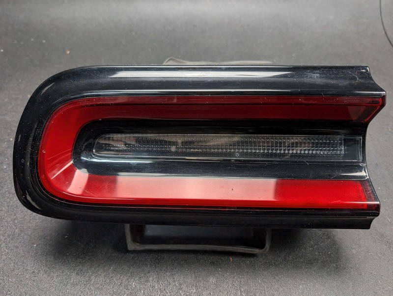 Rear Left Outer Tail Light Lamp 2020 Dodge Challenger 68403955AC 2015 2016 -2023