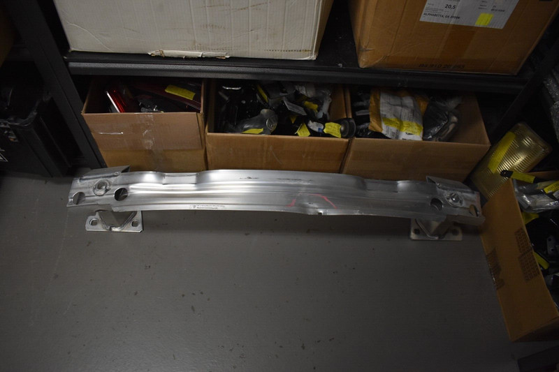 2019-2022 PORSCHE CAYENNE BASE REAR REINFORCEMENT BAR FACTORY OEM