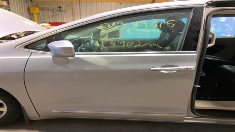 Driver Left Front Door Tempered Glass Fits 17-25 PACIFICA 3587754