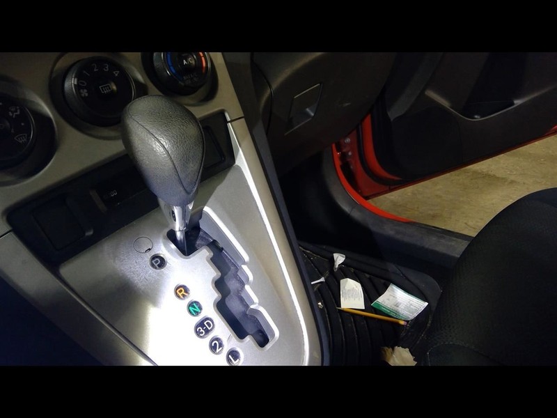 MATRIX 2011 Automatic Transmission Shifter 1678730