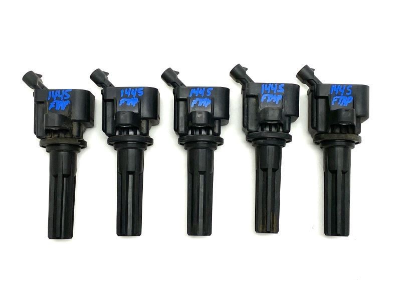 Ignition Coil Set of 5 12596547 Fits 2007-2010 Hummer H3 78077