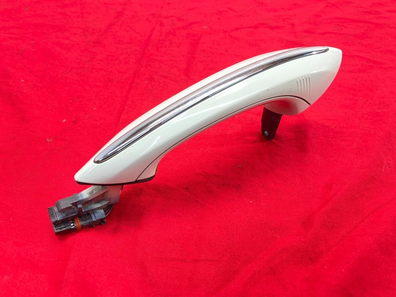 BMW F01 F06 F10 F12 Right Passenger Side Door Handle Comfort Access White OEM✅