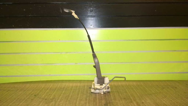 04 HONDA CIVIC DX 1.7L AT PASSENGER RIGHT FRONT DOOR LOCK LATCH OEM 1658-14