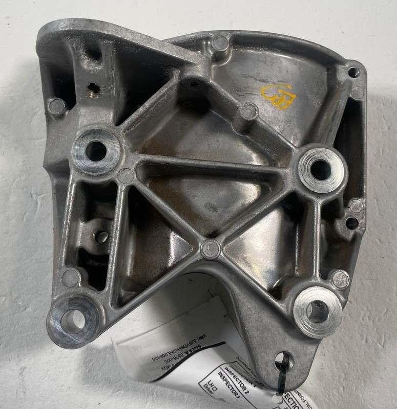2022-2026 ACURA MDX A/C AIR CONDITIONING COMPRESSOR MOUNT SUPPORT 3.5L # 111906
