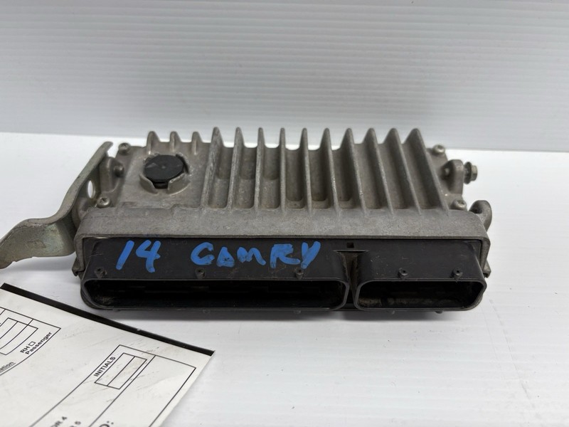 12 13 14 Toyota Camry SE 2.5L Engine Computer Control Module ECM OEM 8966106K74