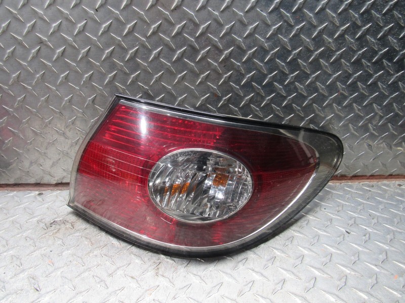 02 03 LEXUS ES300 RIGHT PASSENGER TAIL LAMP LIGHT QUARTER PANEL MOUNTED