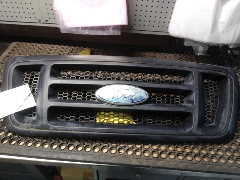 2008 Ford F150 OEM Green Grille, Used, Faded, 126K Miles, Genuine Part